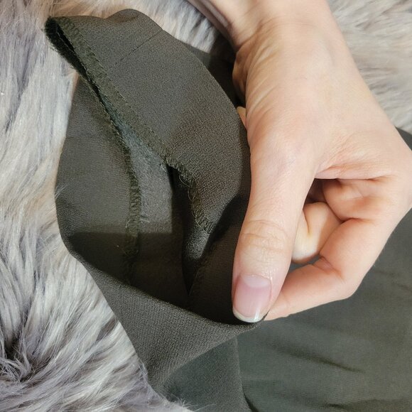 (GREEN. Not Grey) Babaton Conan Cropped Dress Pants, Size 4 - Picture 7 of 7